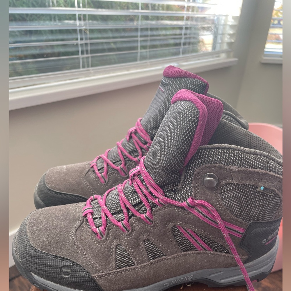 Hi Tek hikers